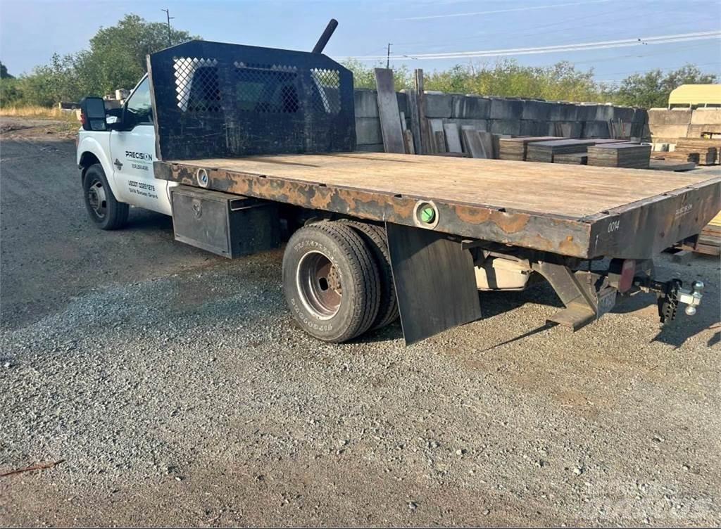 Ford F-350 Ciężarówki typu Platforma / Skrzynia