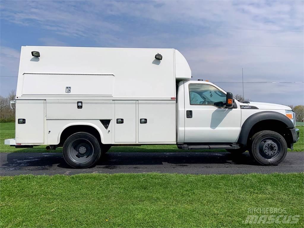 Ford F-450 Pojazdy komunalne