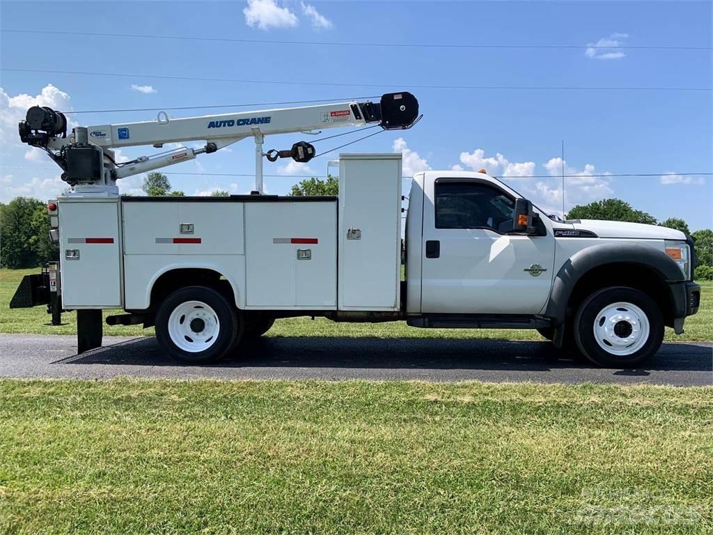 Ford F-450 Pojazdy komunalne