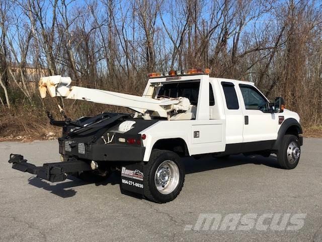 Ford F-550 Samochody ratownicze pomocy drogowej