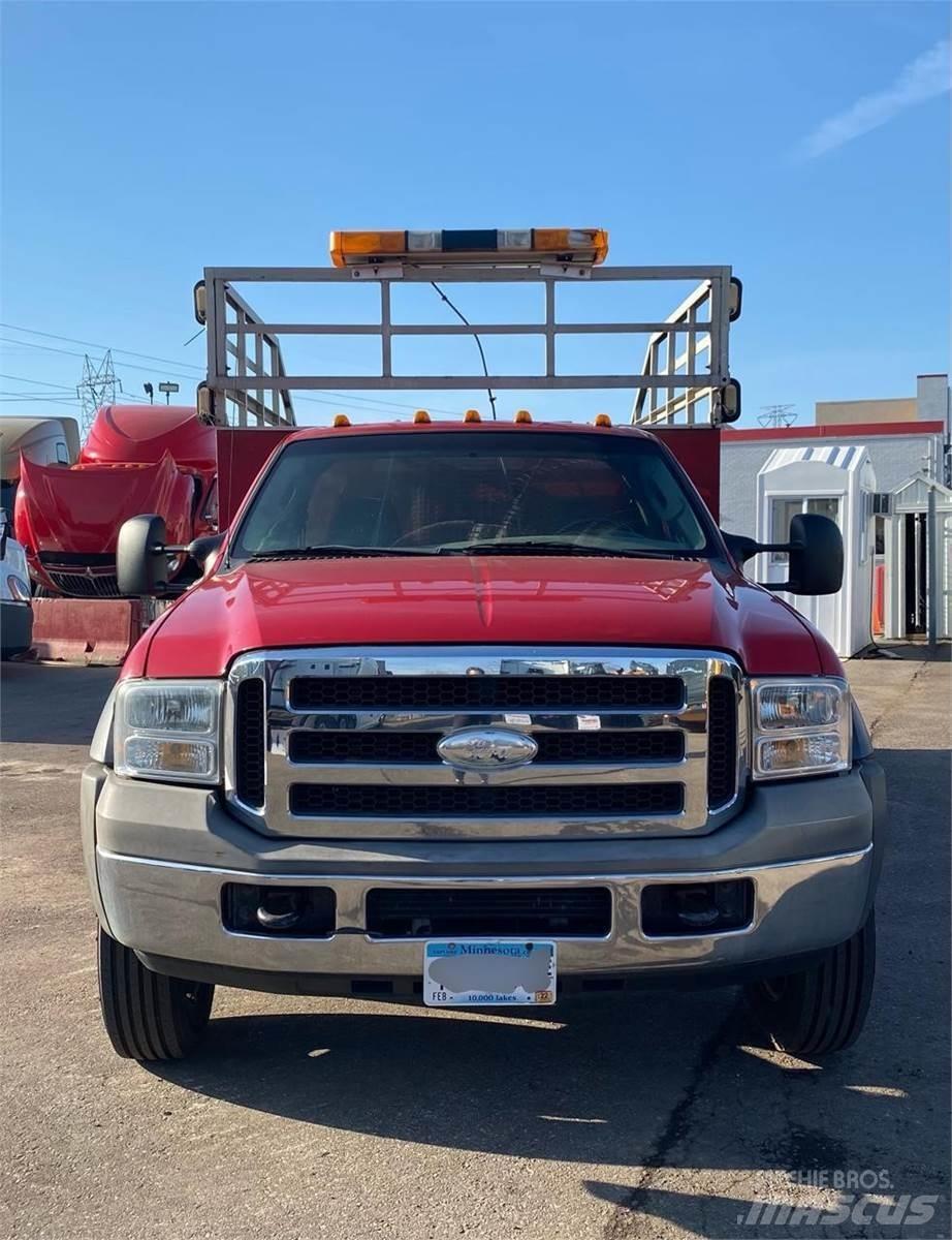 Ford F-550 Pojazdy komunalne