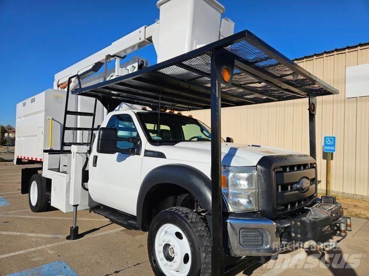 Ford F-550 Podnośniki koszowe