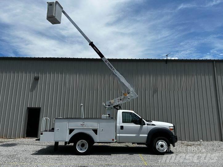 Ford F-550 Podnośniki koszowe