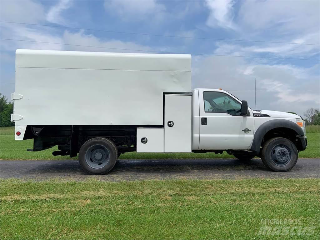 Ford F-550 Pojazdy do transportu zrębki