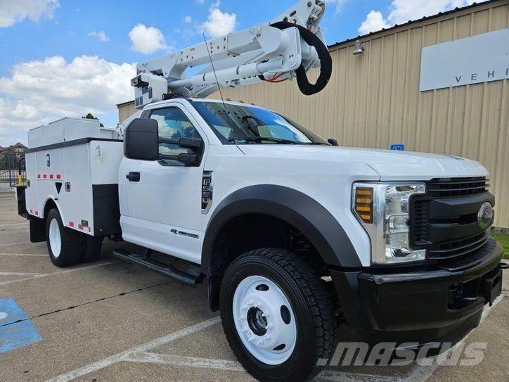 Ford F-550 Podnośniki koszowe