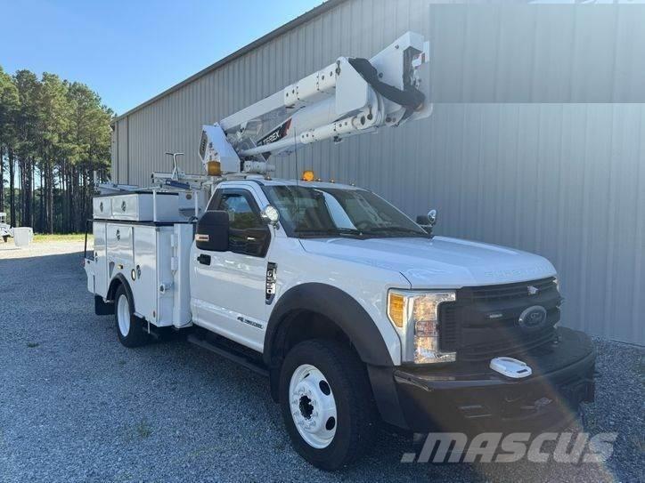 Ford F-550 Podnośniki koszowe