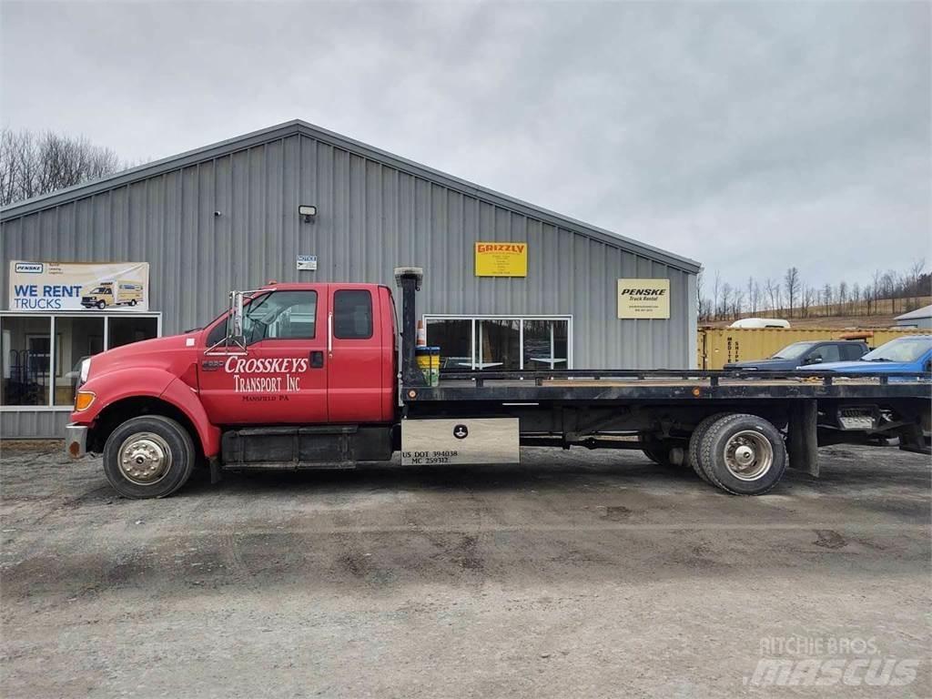 Ford F-650 Pojazdy do transportu samochodów