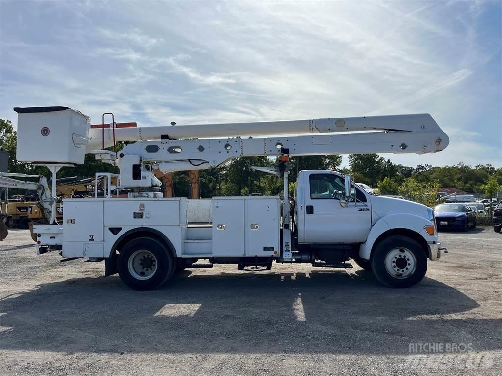 Ford F-750 Podnośniki koszowe