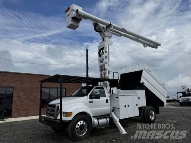 Ford F-750 Podnośniki koszowe