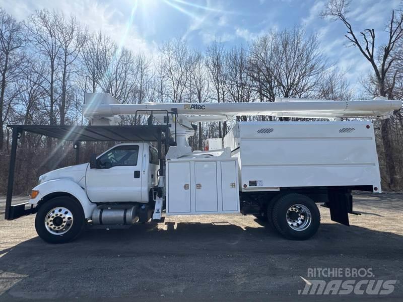 Ford F-750 Podnośniki koszowe
