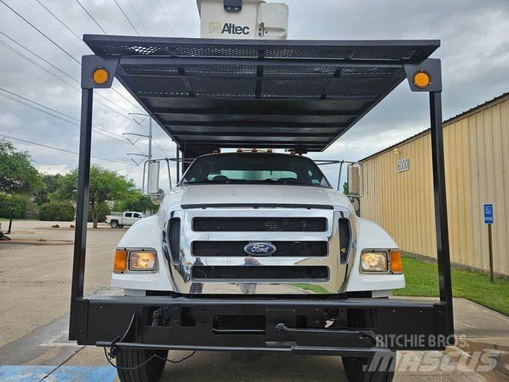 Ford F-750 Podnośniki koszowe