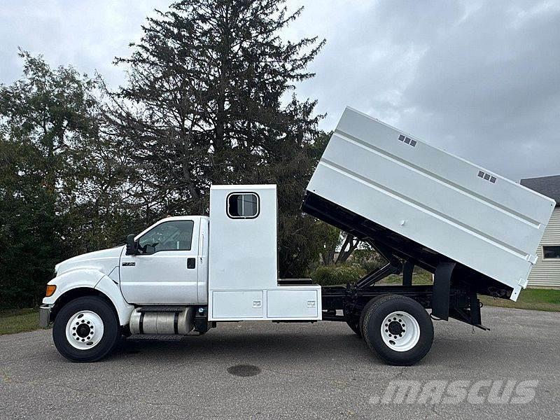 Ford F-750 Pojazdy do transportu zrębki