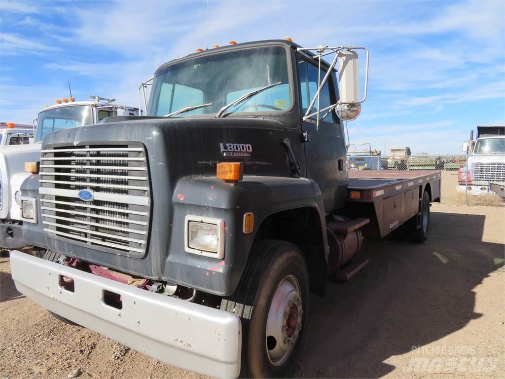 Ford L8000 Wywrotki
