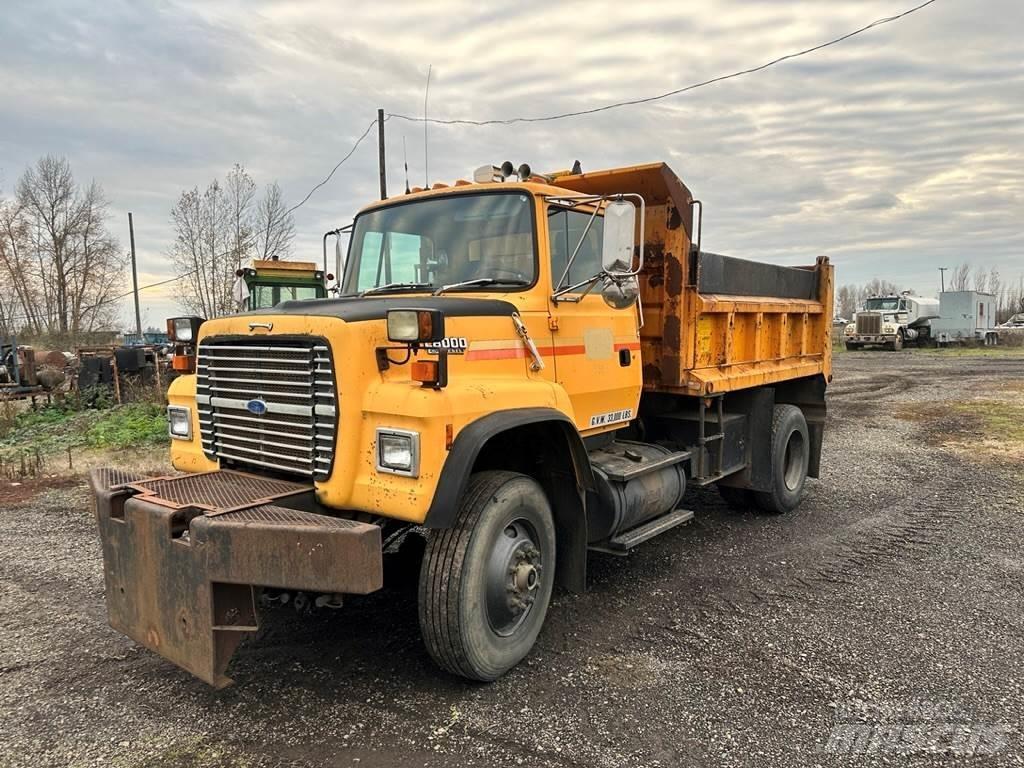 Ford L8000 Wywrotki