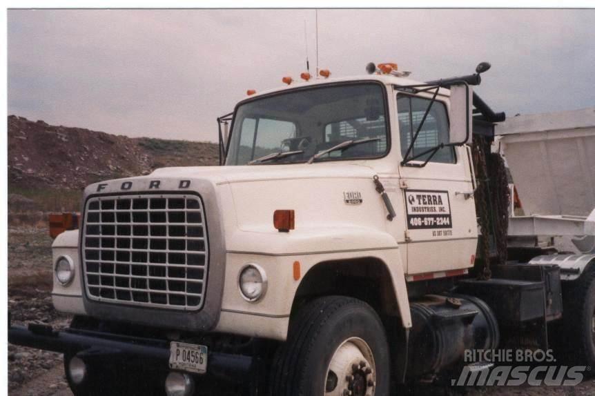 Ford LT9000 Lawety / pojazdy z wciągarką