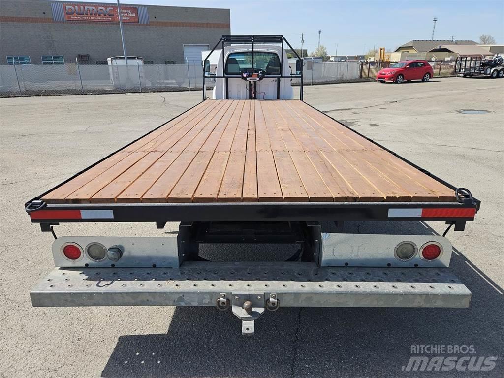 GMC C5500 Ciężarówki typu Platforma / Skrzynia