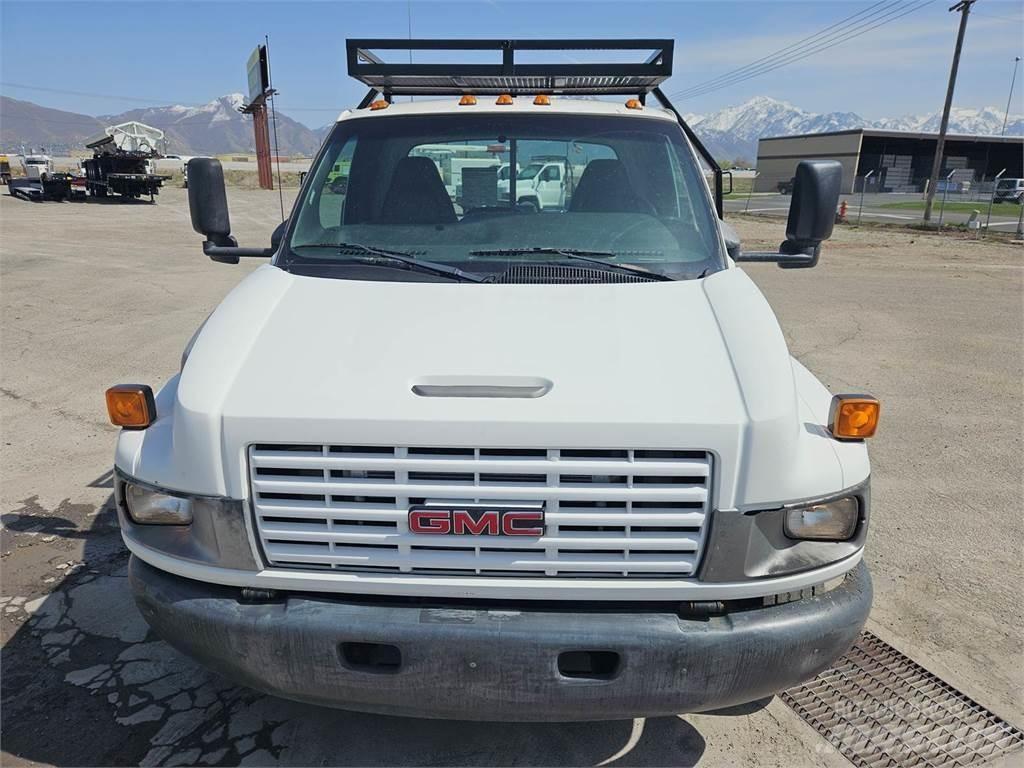 GMC C5500 Ciężarówki typu Platforma / Skrzynia