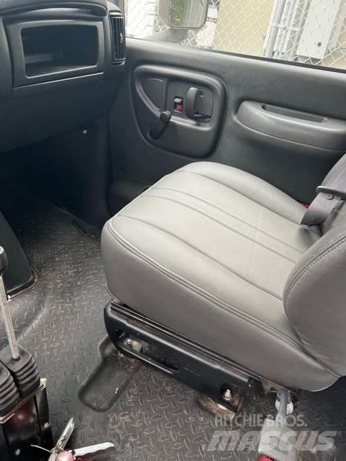 GMC C7500 Pojazdy do transportu zrębki