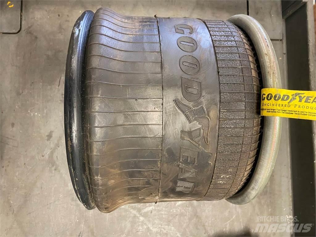 Goodyear  Transport - Inne