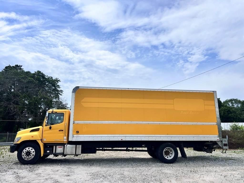 Hino 268A Samochody ciężarowe ze skrzynią zamkniętą