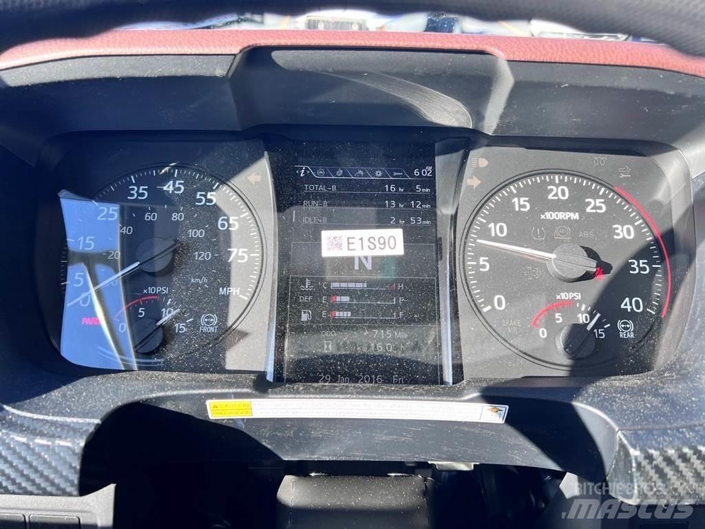 Hino L7 Pojazdy pod zabudowę