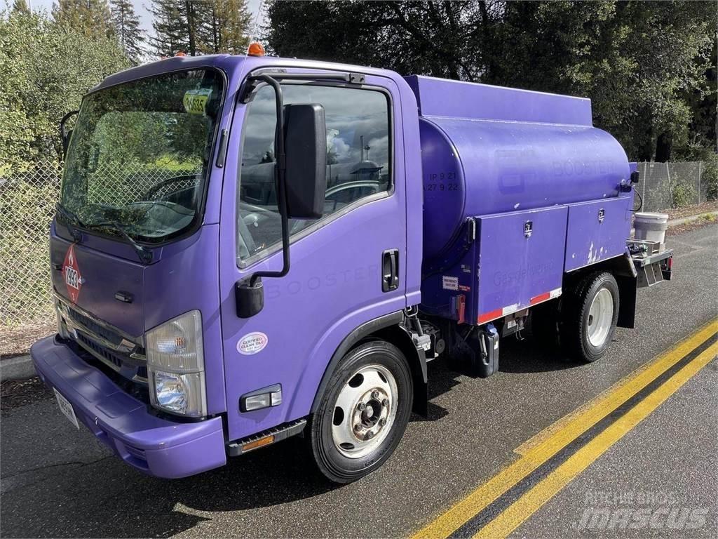Isuzu NPR Cysterna