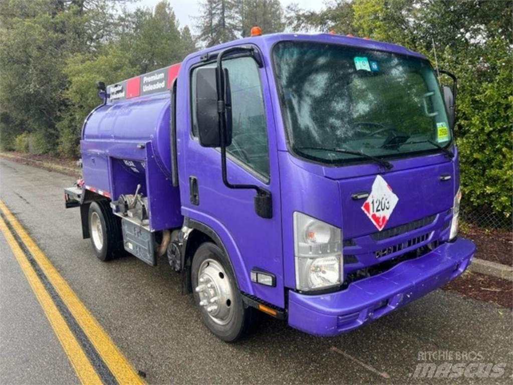 Isuzu NPR Cysterna
