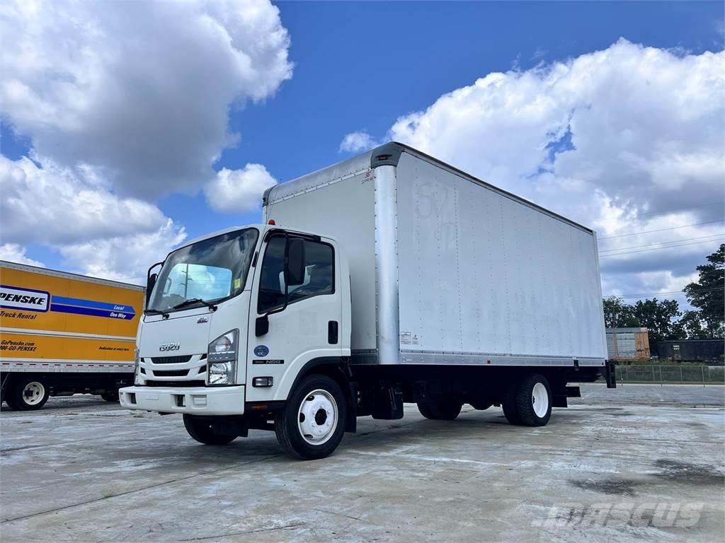 Isuzu NRR Samochody ciężarowe ze skrzynią zamkniętą