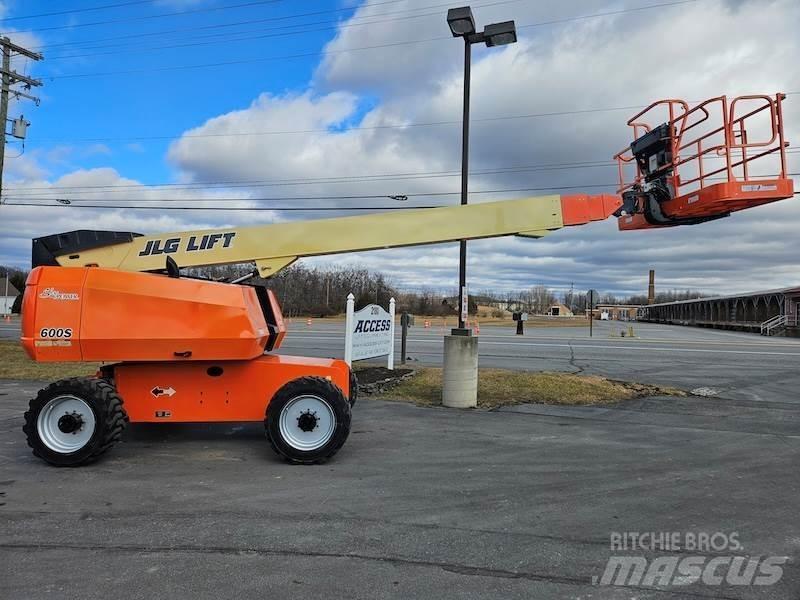 JLG 600S Podnośniki teleskopowe