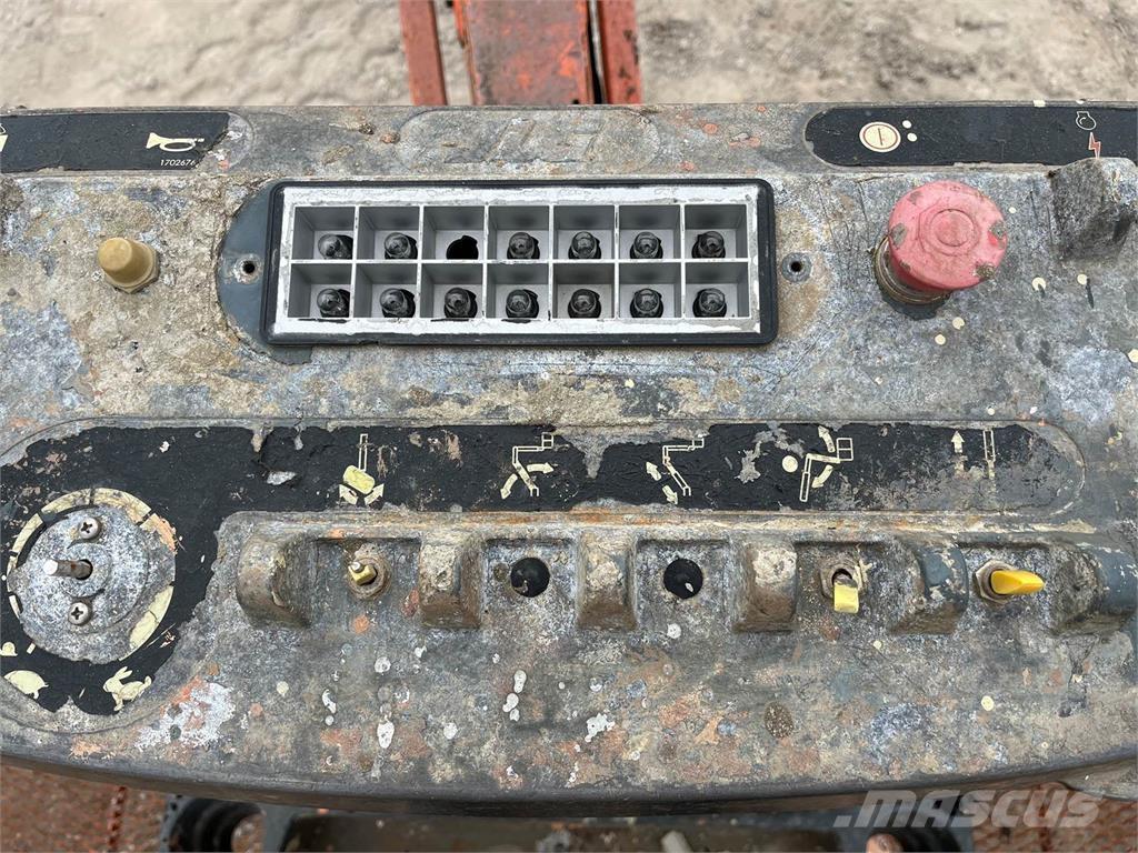 JLG 660SJ Inne podnośniki