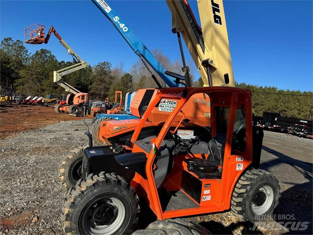 JLG G5-18A Ładowarki teleskopowe