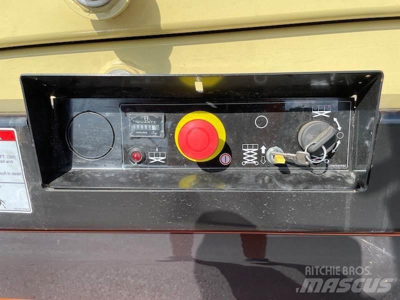 JLG R4045 Podnośniki nożycowe