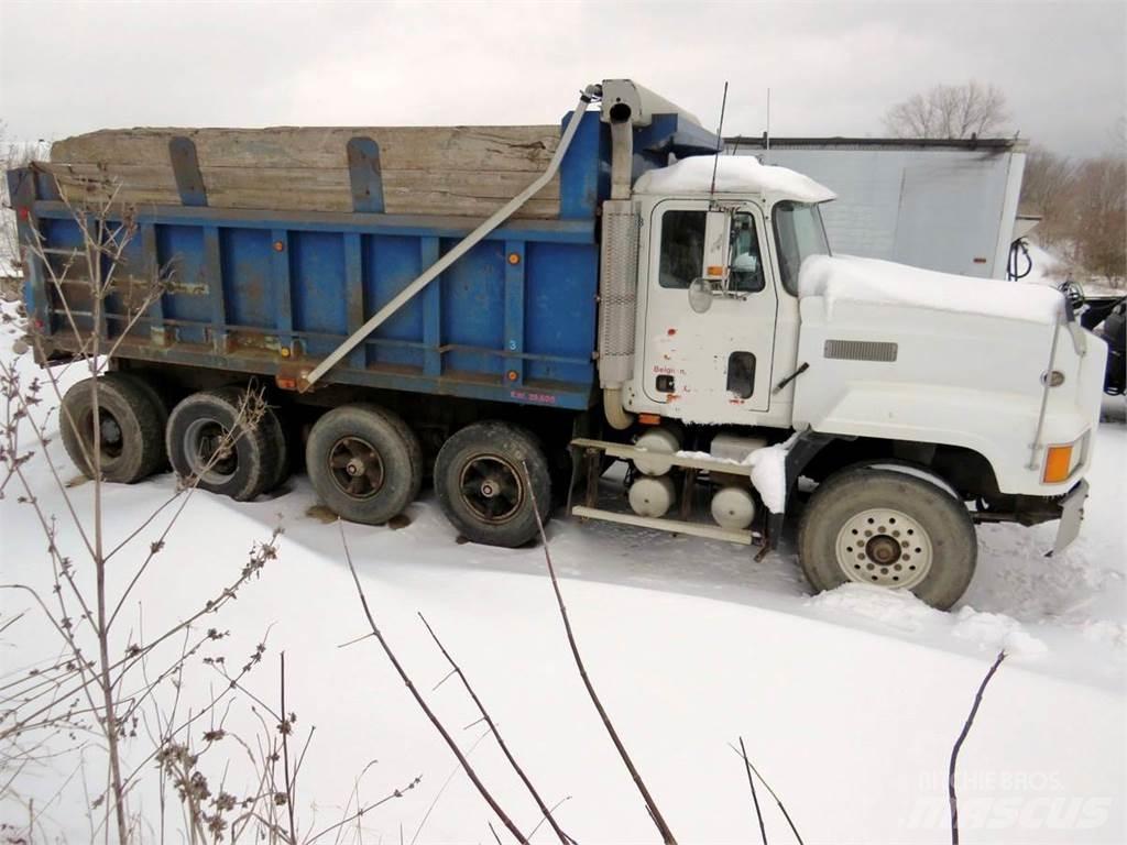 Mack CL613 Wywrotki