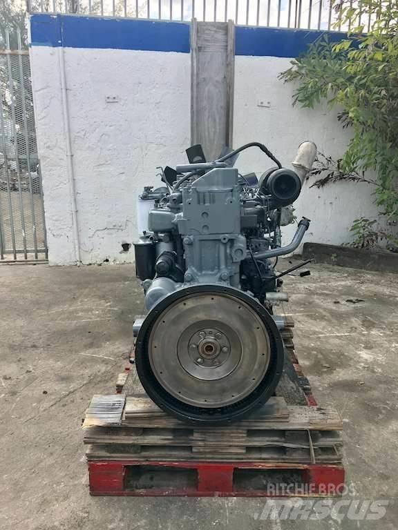 Mack E7 Silniki