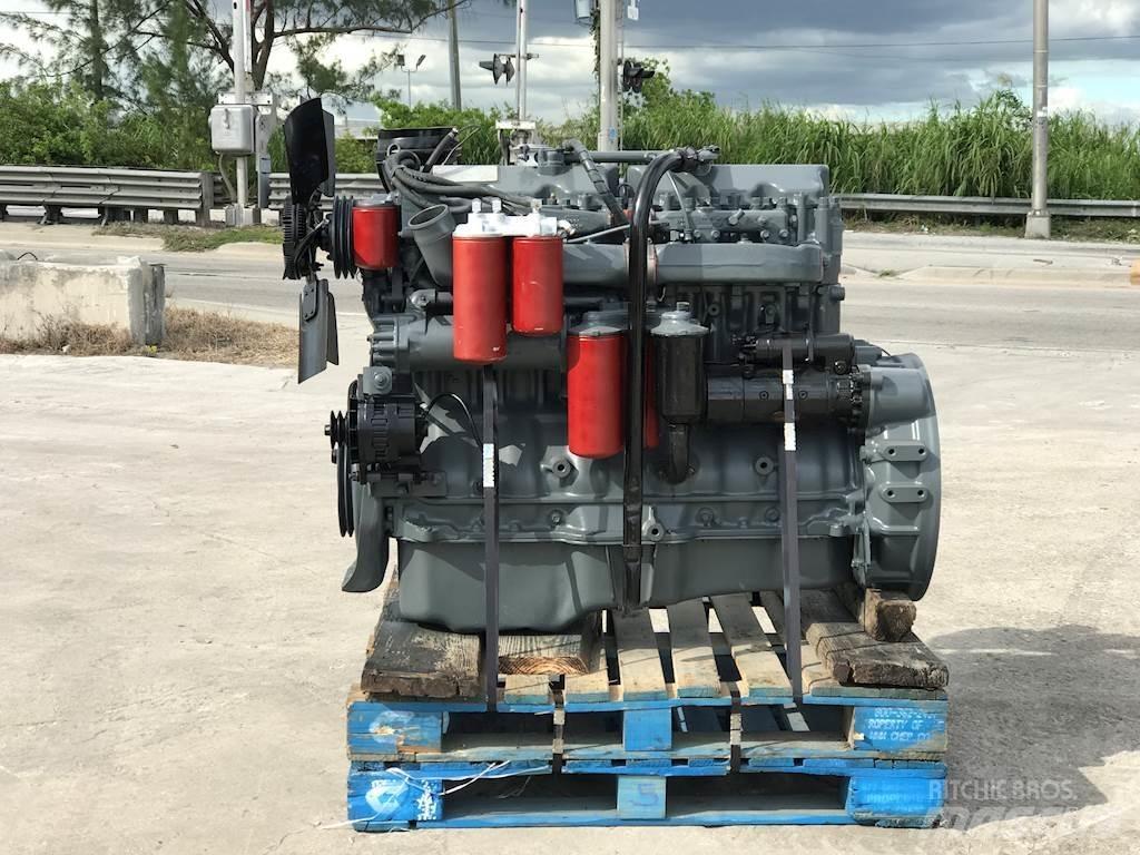 Mack E7-350 Silniki