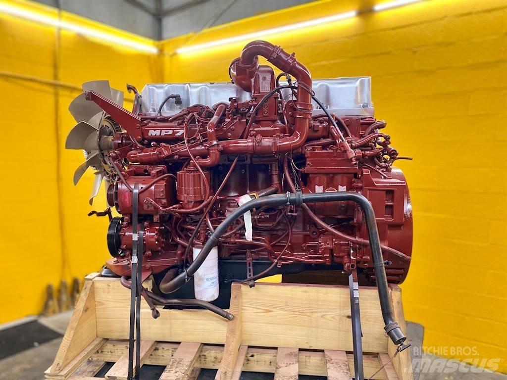 Mack MP7 Silniki