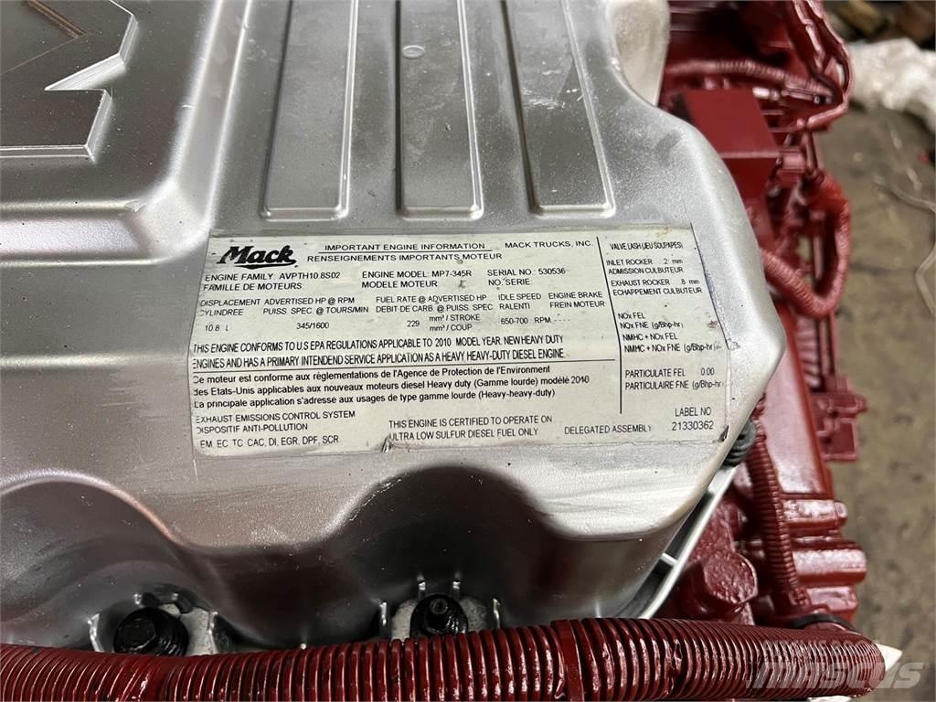 Mack MP7 Silniki