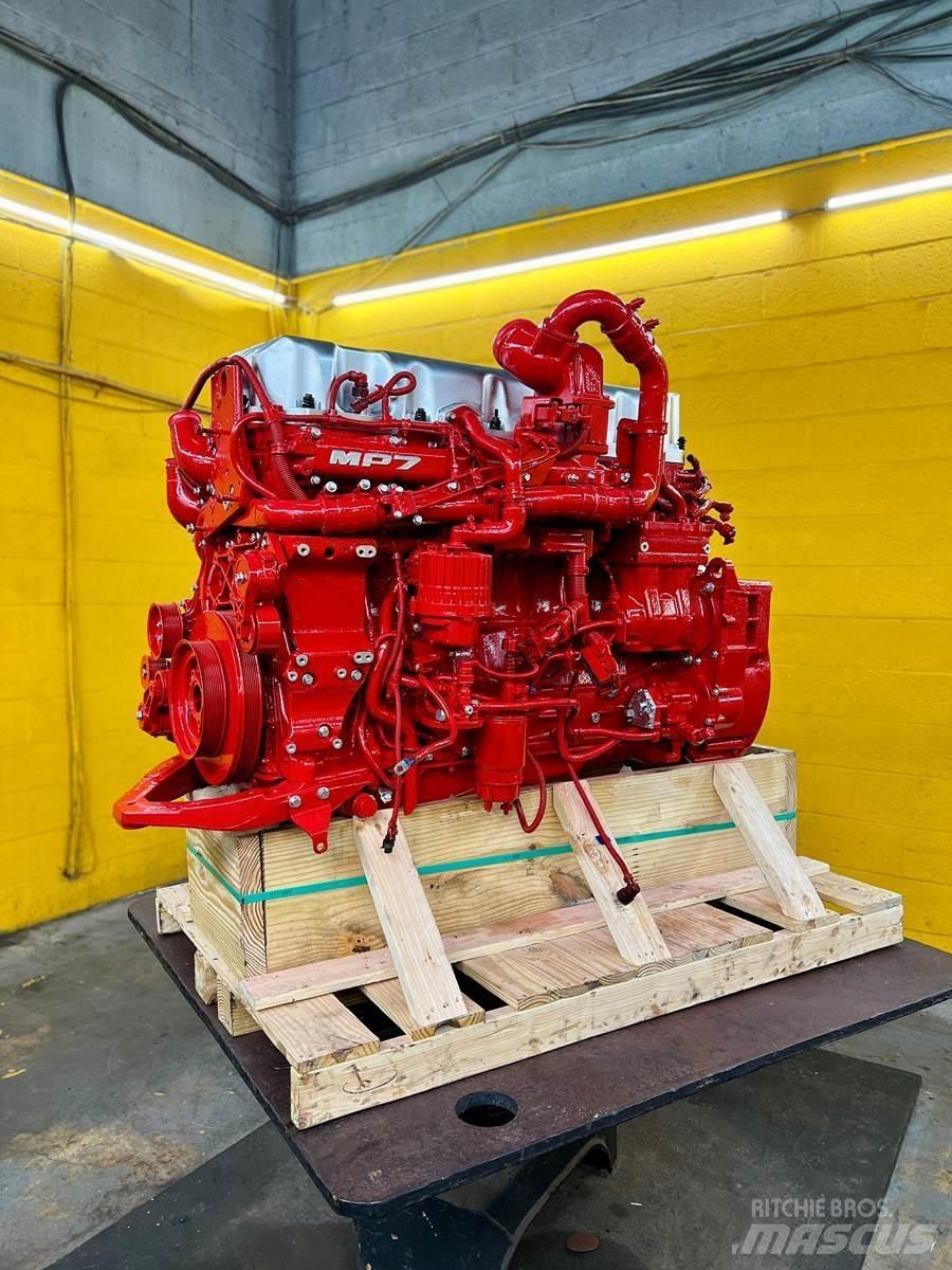 Mack MP7 Silniki