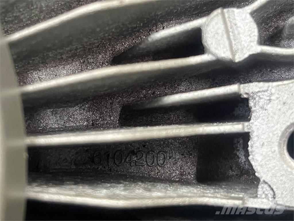 Mack MP7 Transport - Inne