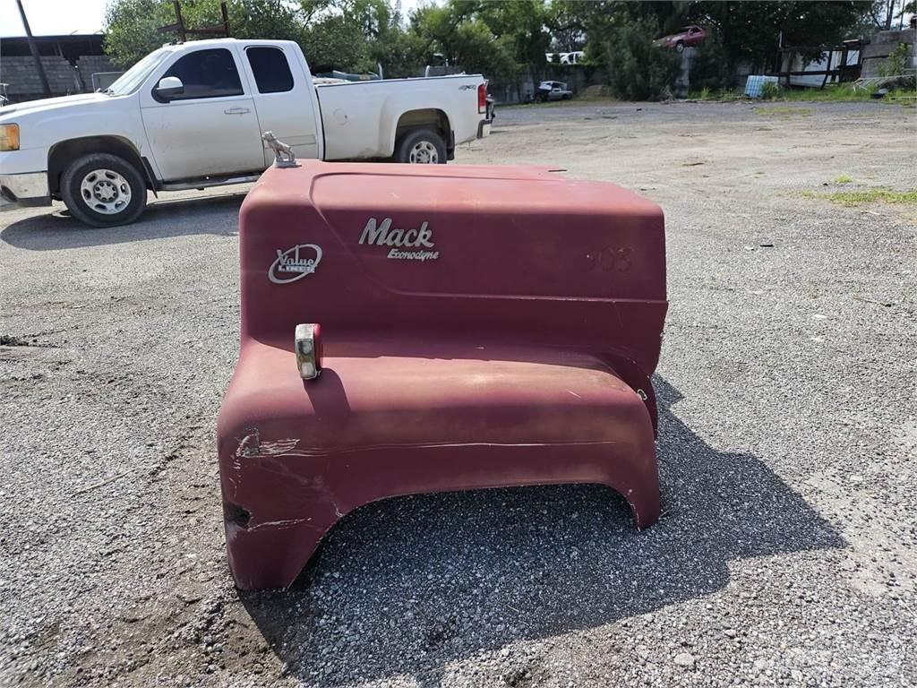 Mack Other Transport - Inne