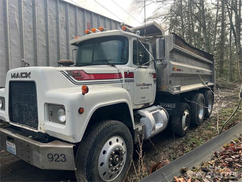 Mack RD600 Wywrotki