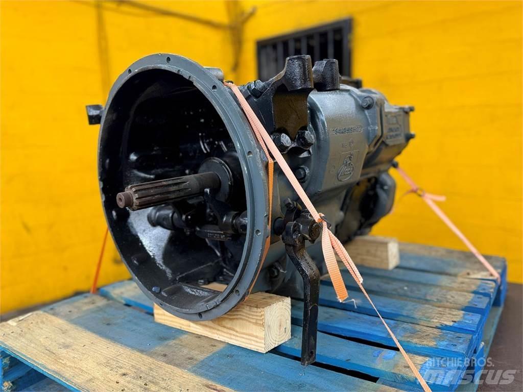 Mack X107A Przekładnie i skrzynie biegów