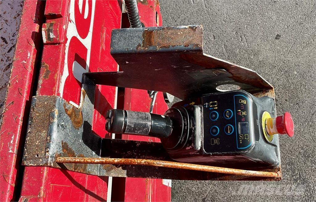 MEC 1930SE Podnośniki nożycowe