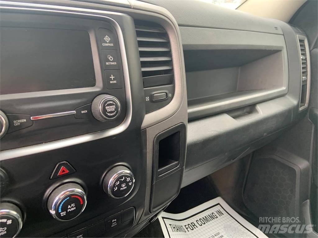 RAM 2500 Pick-upy / Pojazdy z otwieranymi burtami