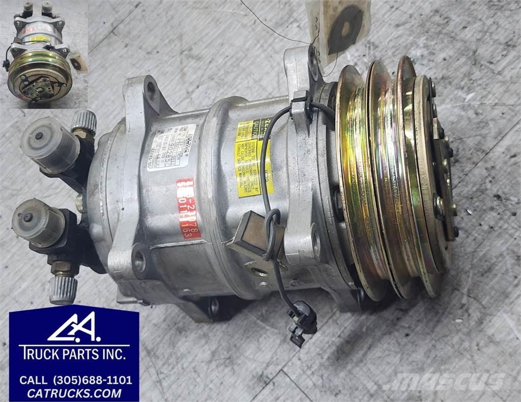  Unmarked Transport - Inne