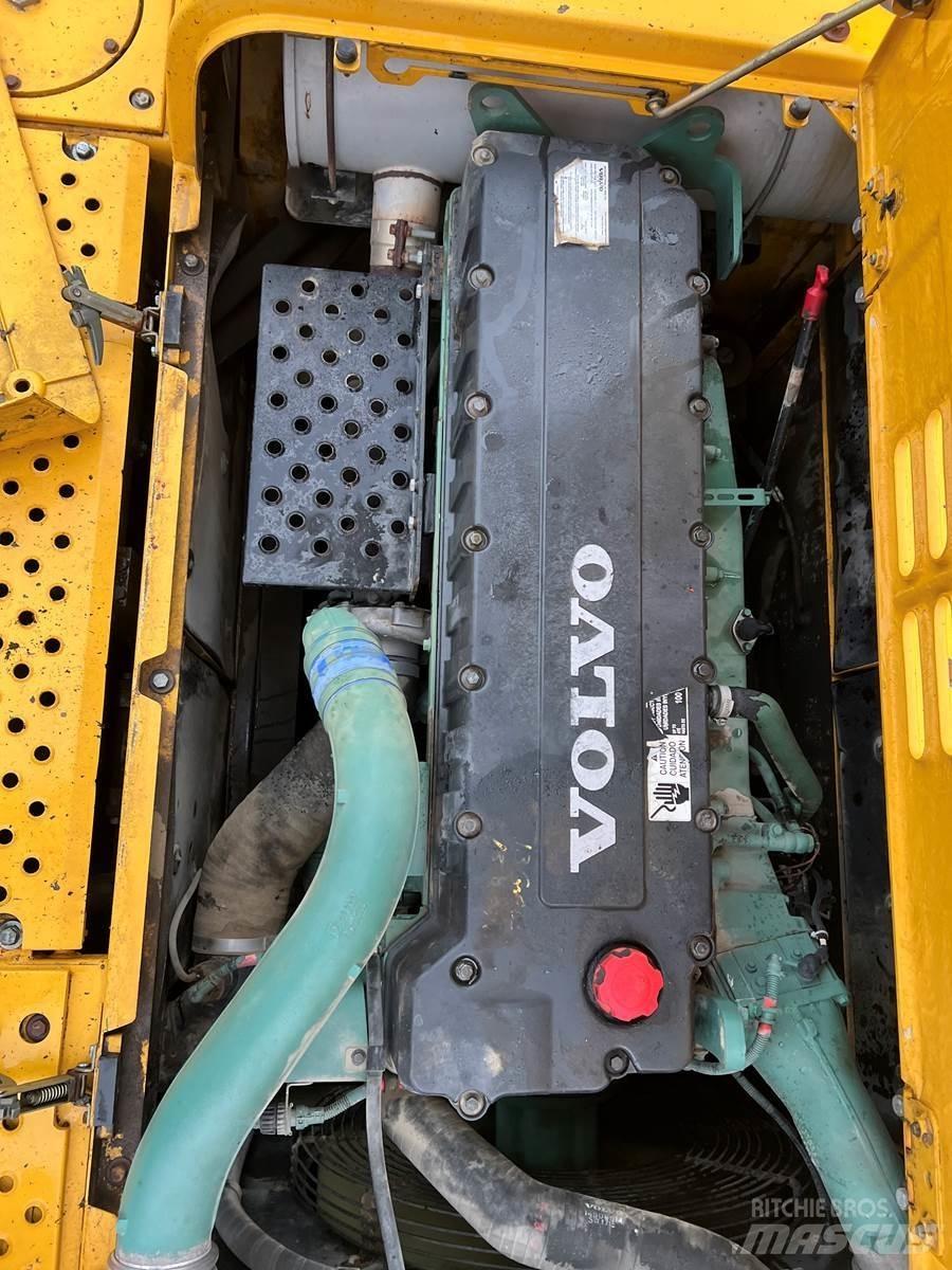 Volvo 460 Koparki gąsienicowe