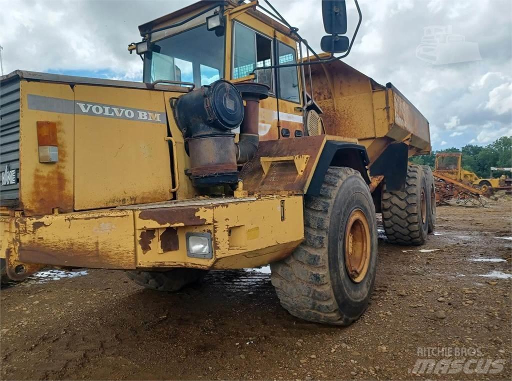 Volvo A35 Busy / Vany
