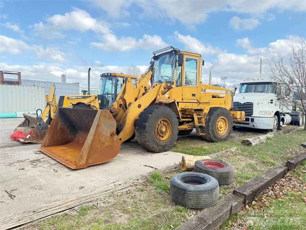 Volvo L90D Ładowarki kołowe