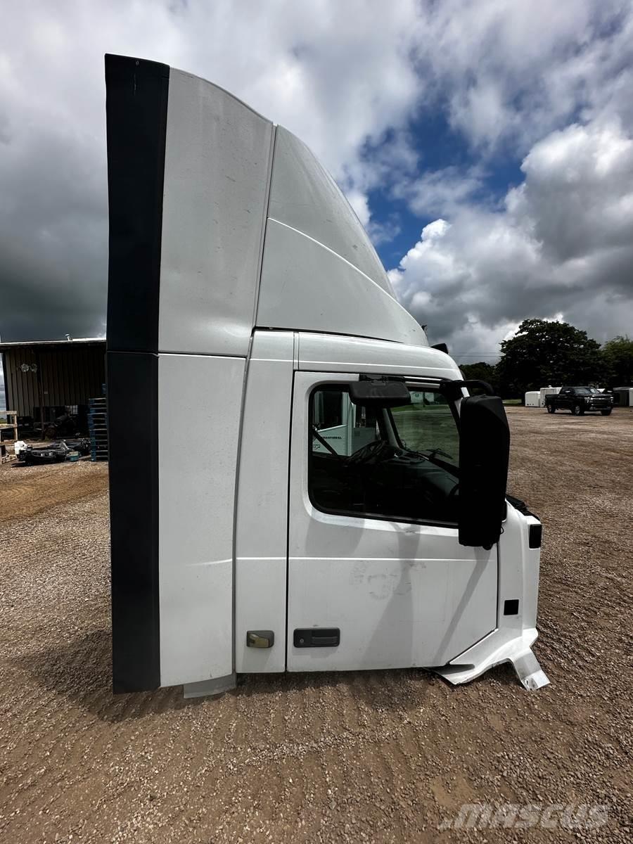 Volvo VNL Transport - Inne