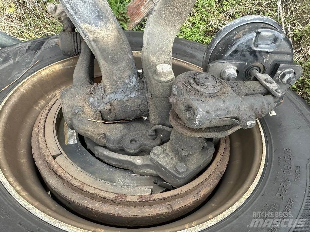 Volvo VNL Mosty, wały i osie